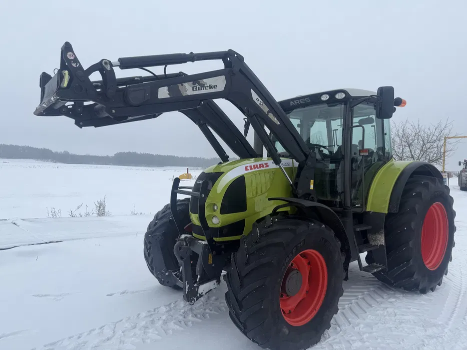 Claas Ares 697 ATZ przednim TUZ i ładowaczem Quick Q5s